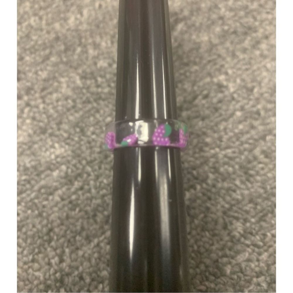 Grape Patterned Acrylic Statement Ring - Picture 2 of 4